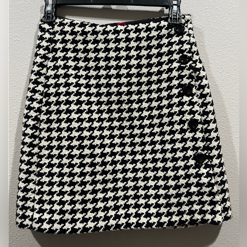 🔲VINCE CAMUTO BLACK & WHITE HOUNDSTOOTH MINI SKIRT🔲